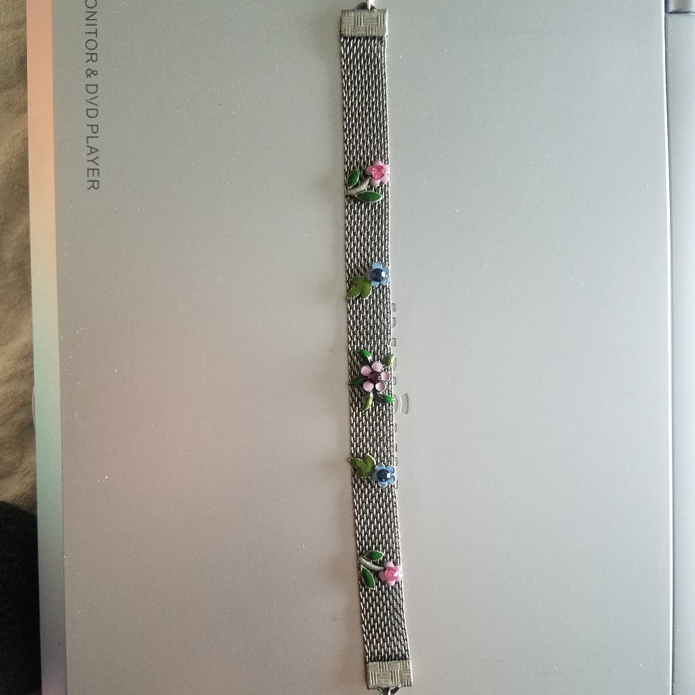 Women's silver mesh bracelet flower